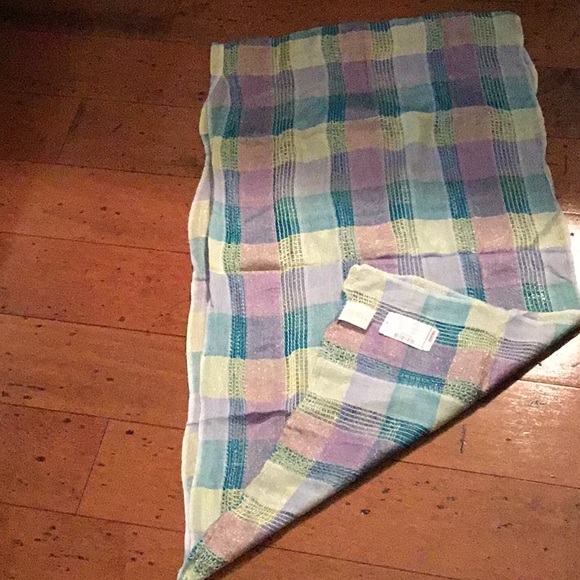 Scarf - Picture 1 of 2